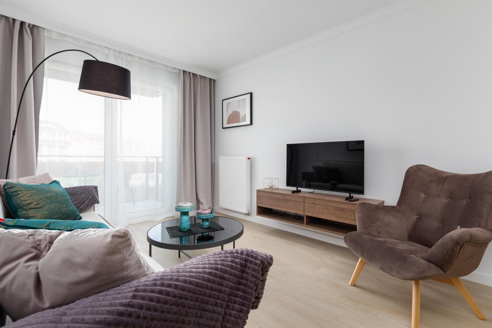 Plac Slowianski Apartments With Balcony Swinoujscie Center By Noclegi Renters Buitenkant foto