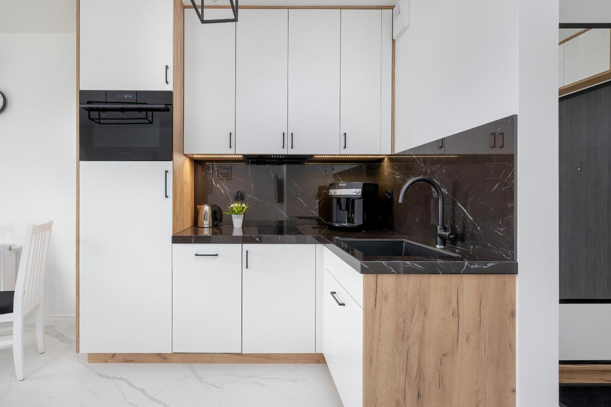 Plac Slowianski Apartments With Balcony Swinoujscie Center By Noclegi Renters Buitenkant foto
