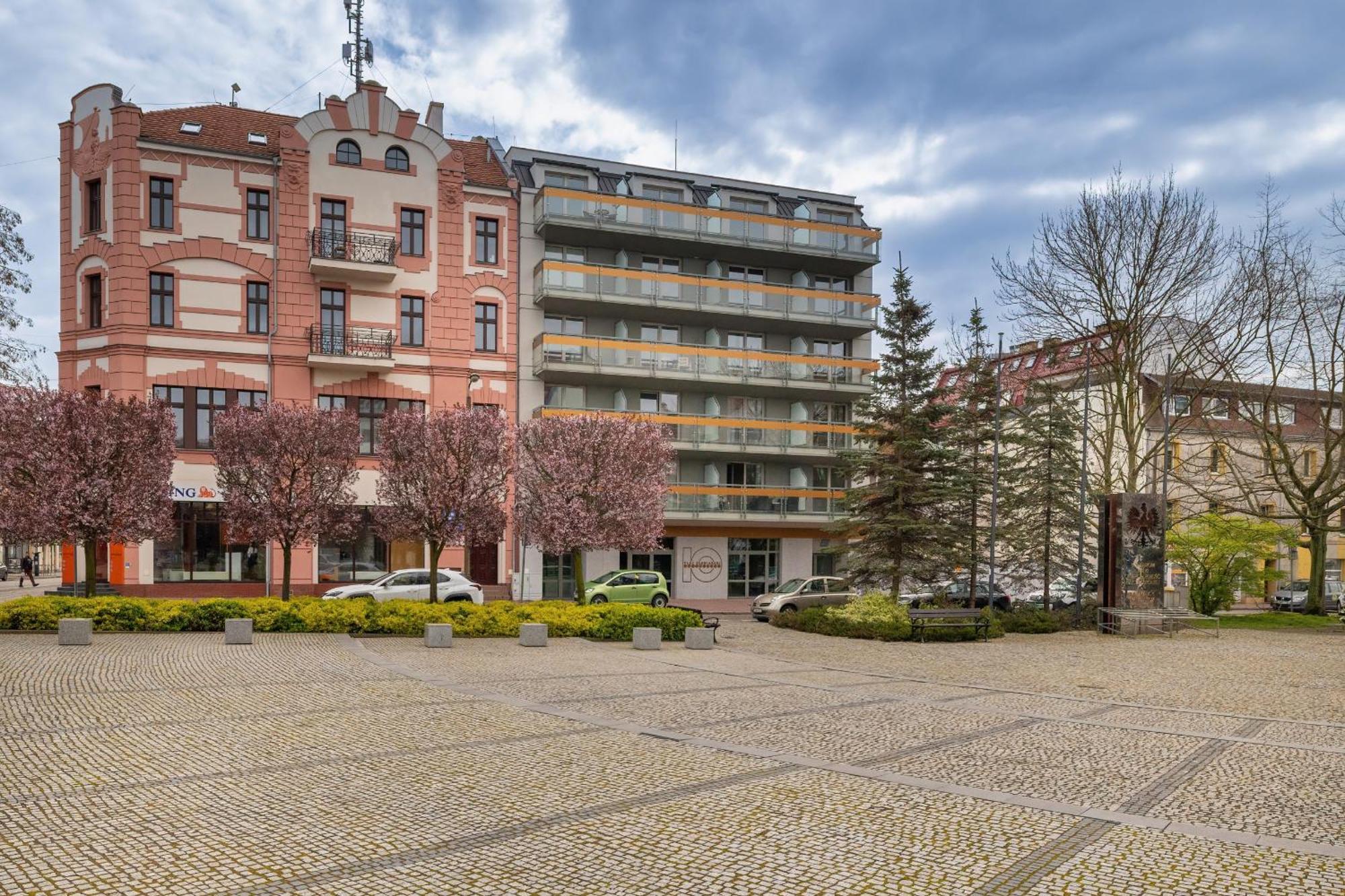 Plac Slowianski Apartments With Balcony Swinoujscie Center By Noclegi Renters Buitenkant foto
